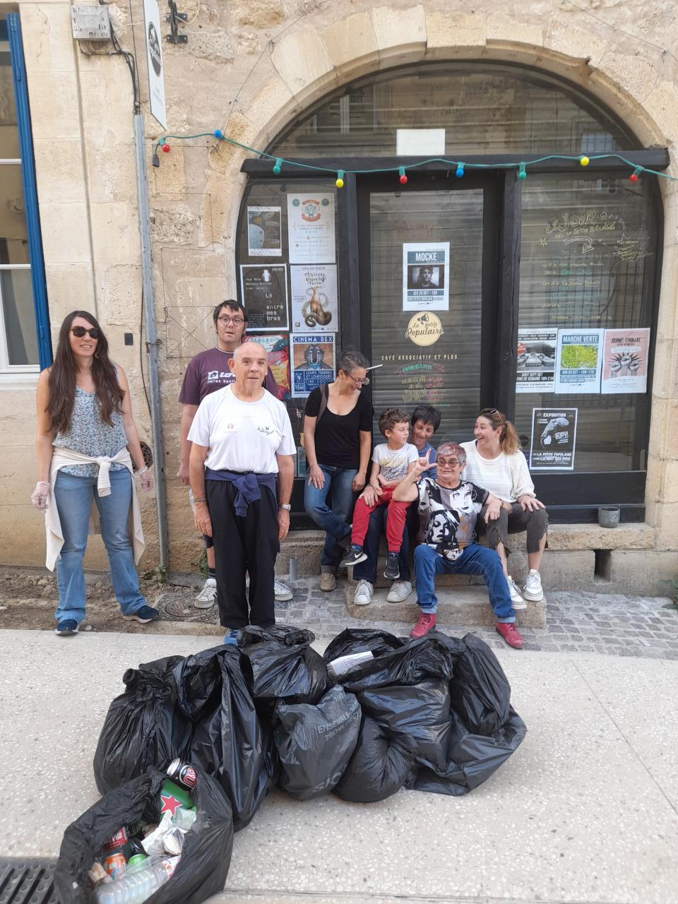 Marche Verte organisée par La Petite Populaire avec la participation du foyer Lévite