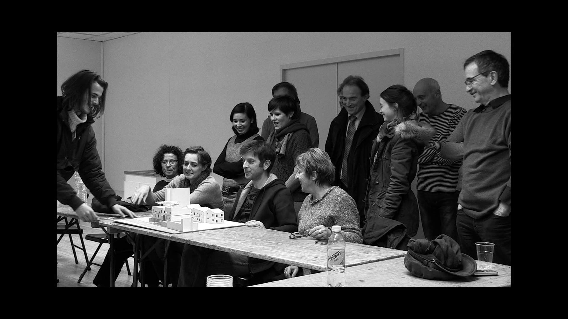 Ciné-palabres : BIENVENUE A LA RUCHE (Documentaire de JP Lascar)