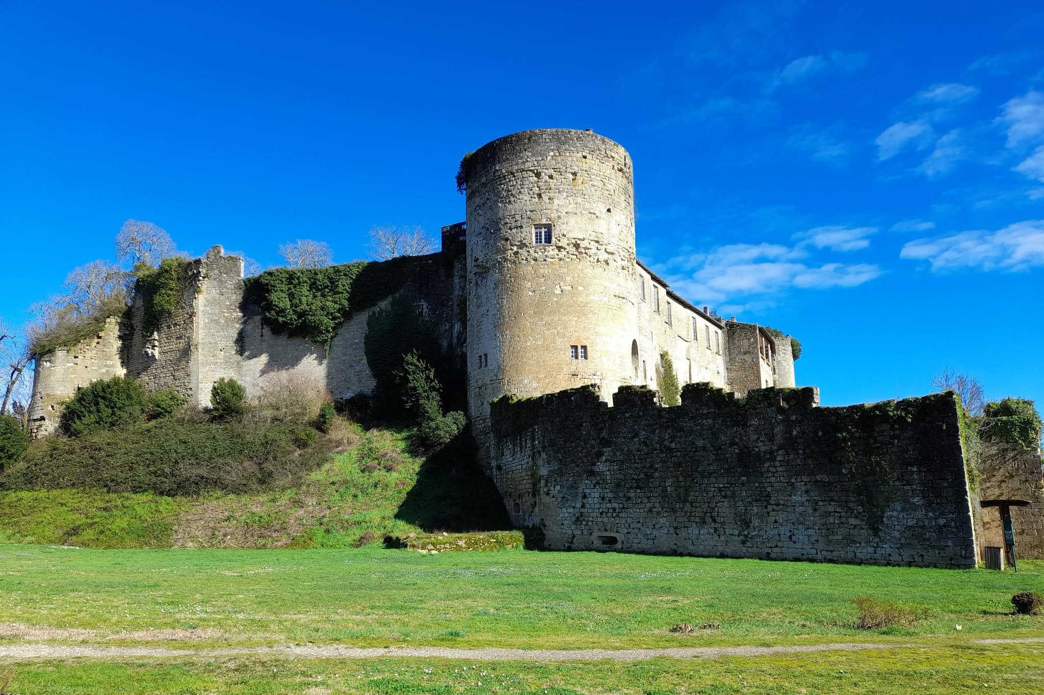 Préparation spectacle patrimoine | Réunion lundi 22 juin - 18h30 - Salle des gardes au château de Quat'sos